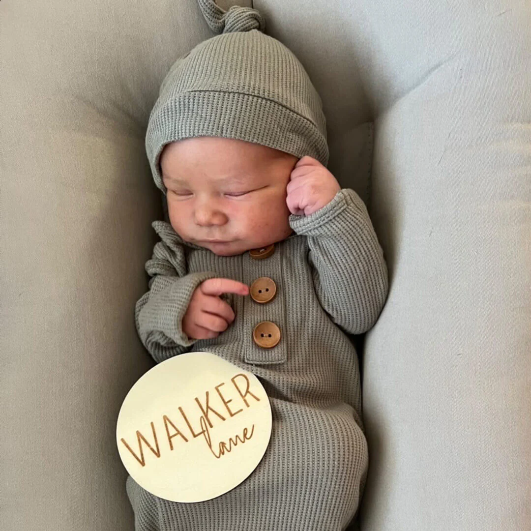 Eucalyptus Bamboo Waffle Newborn Baby Knot Gown & Hat Set - Image 5